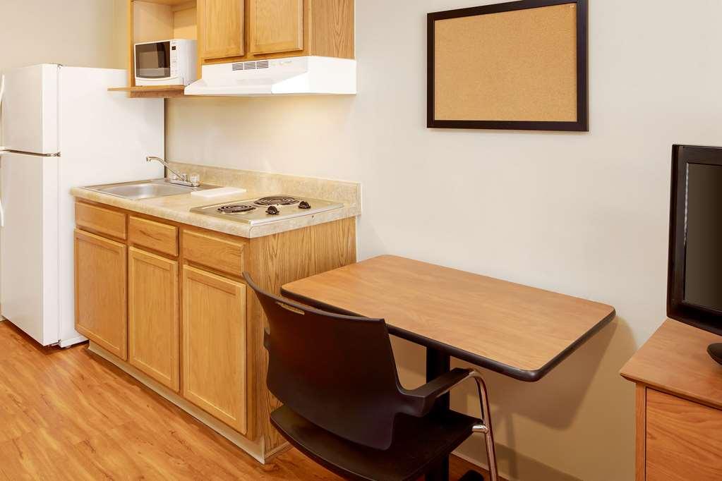 Extended Stay America Select Suites - Cincinnati - Florence - Airport Номер фото