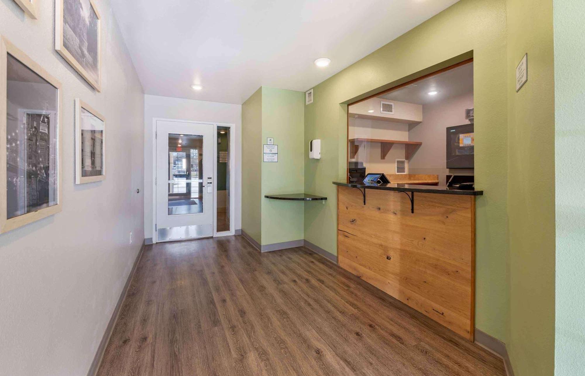 Extended Stay America Select Suites - Cincinnati - Florence - Airport Екстер'єр фото